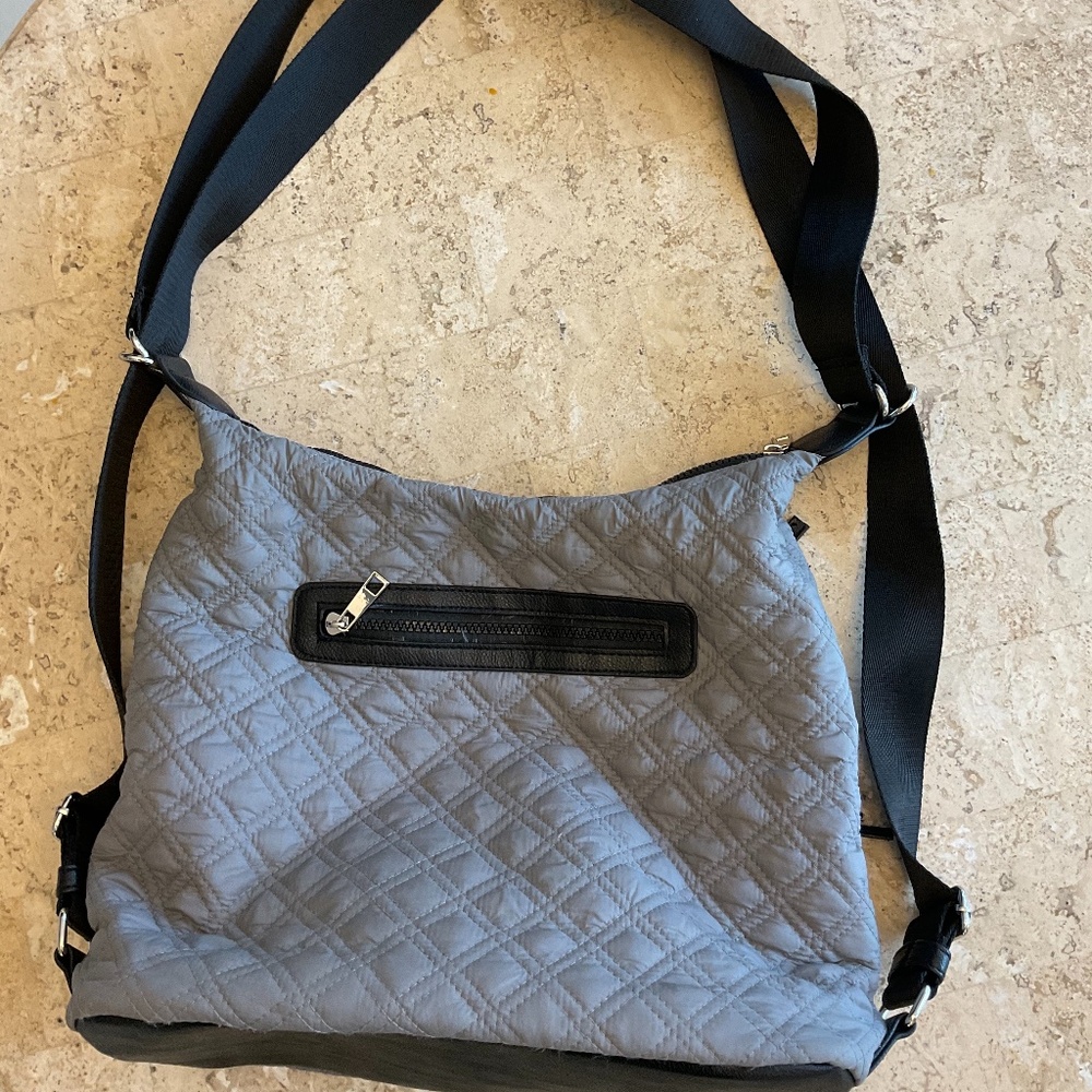 Sondra Roberts Squared convertible bag backpack